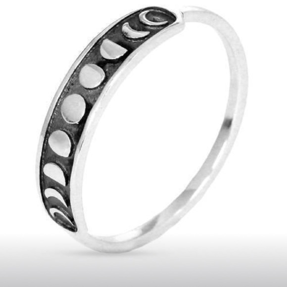 Moon Phase Rings 🌛🌕🌜 - Picture 5 of 9